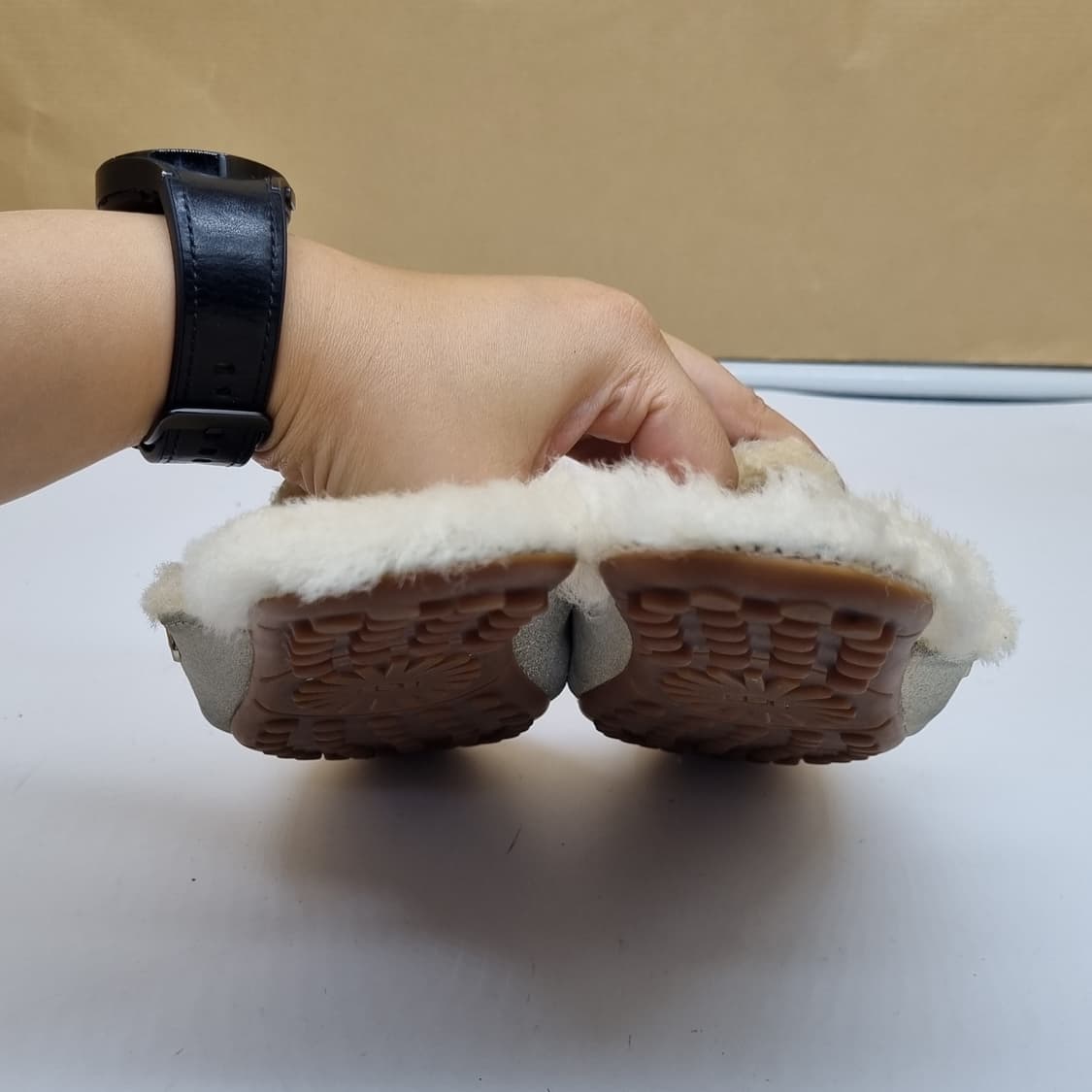 UGG 어그 여성 퍼뮬230 상품이미지4