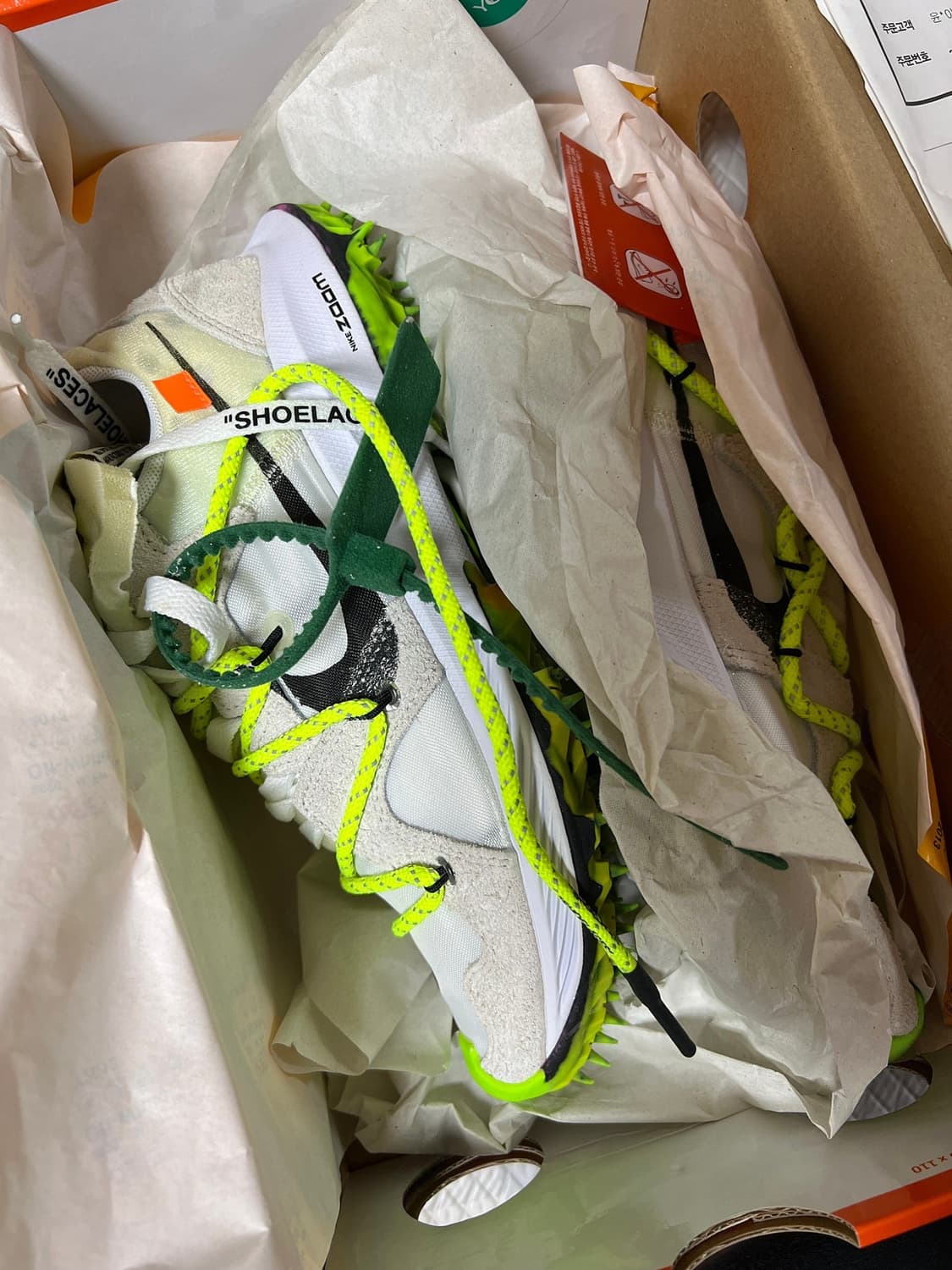 (새상품) 나이키 X 오프화이트 줌테라카이거5 235 상품이미지1