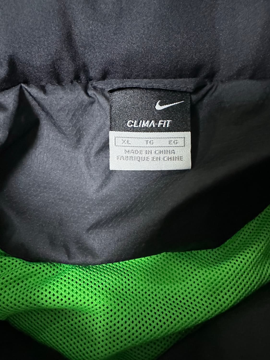 나이키 바람막이 블랙/그레이 형광색 포인트 상품이미지3