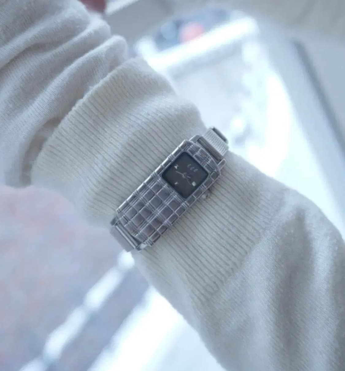 eeespace 시계 상품이미지1