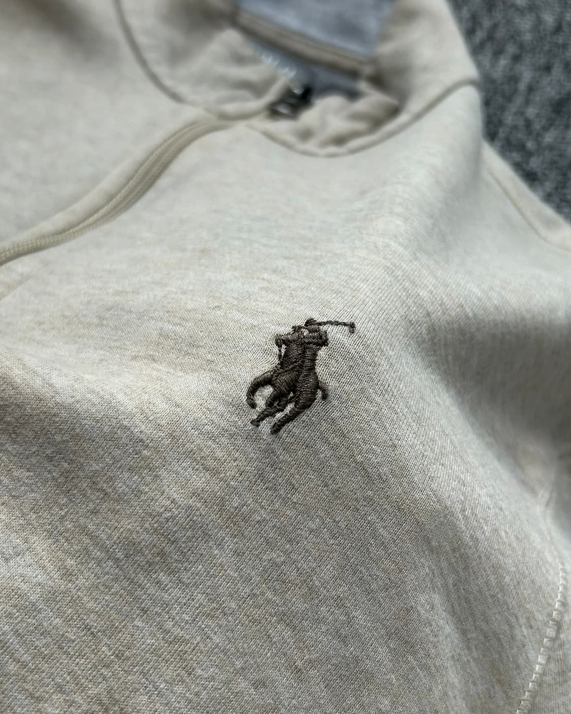 폴로 랄프로렌 오트밀 하프집업 스웻셔츠  상품이미지4