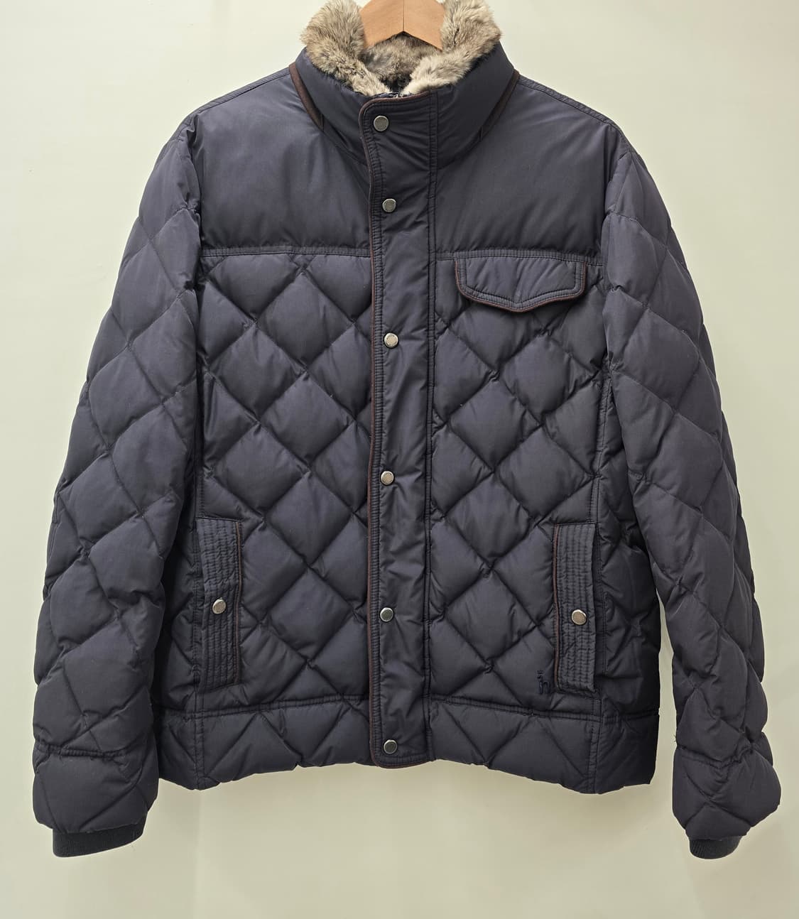 헤지스 남자 덕다운 패딩.
싸이즈 100~105  
 상품이미지4