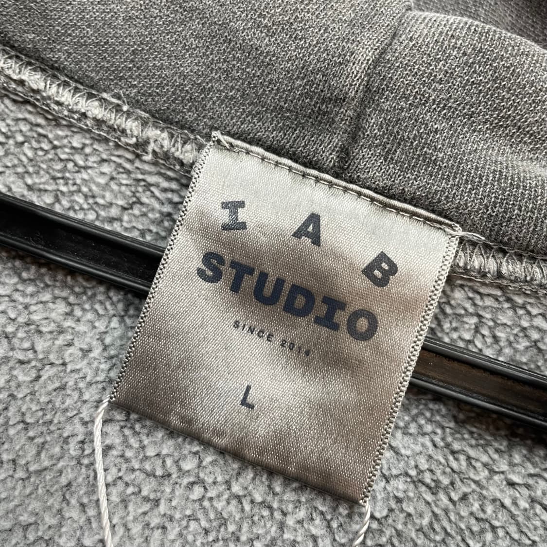 IAB Studio Logo Pullover Hoodie 상품이미지8