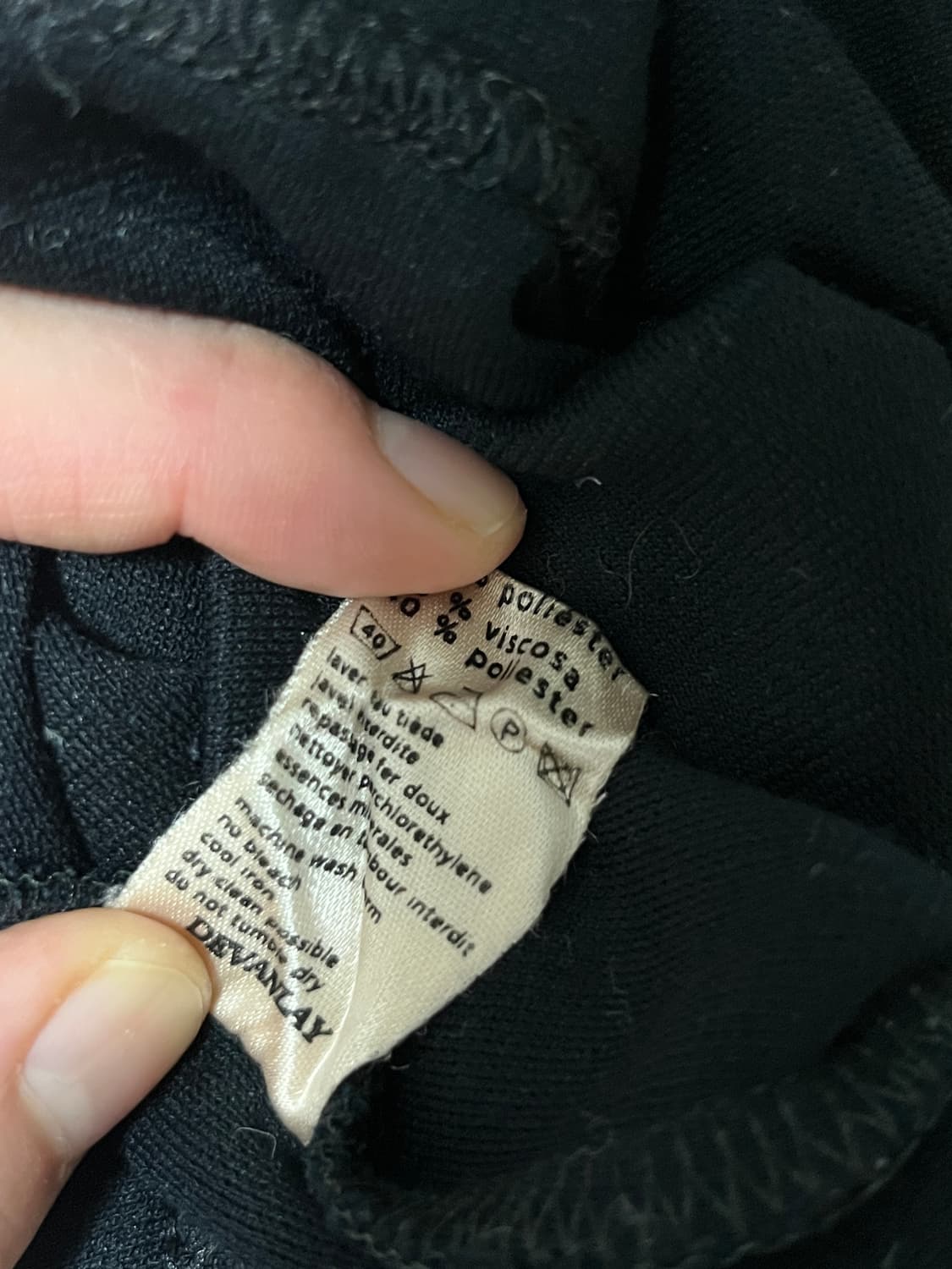 라코스테 블랙 브이넥 긴팔 티셔츠 상품이미지6