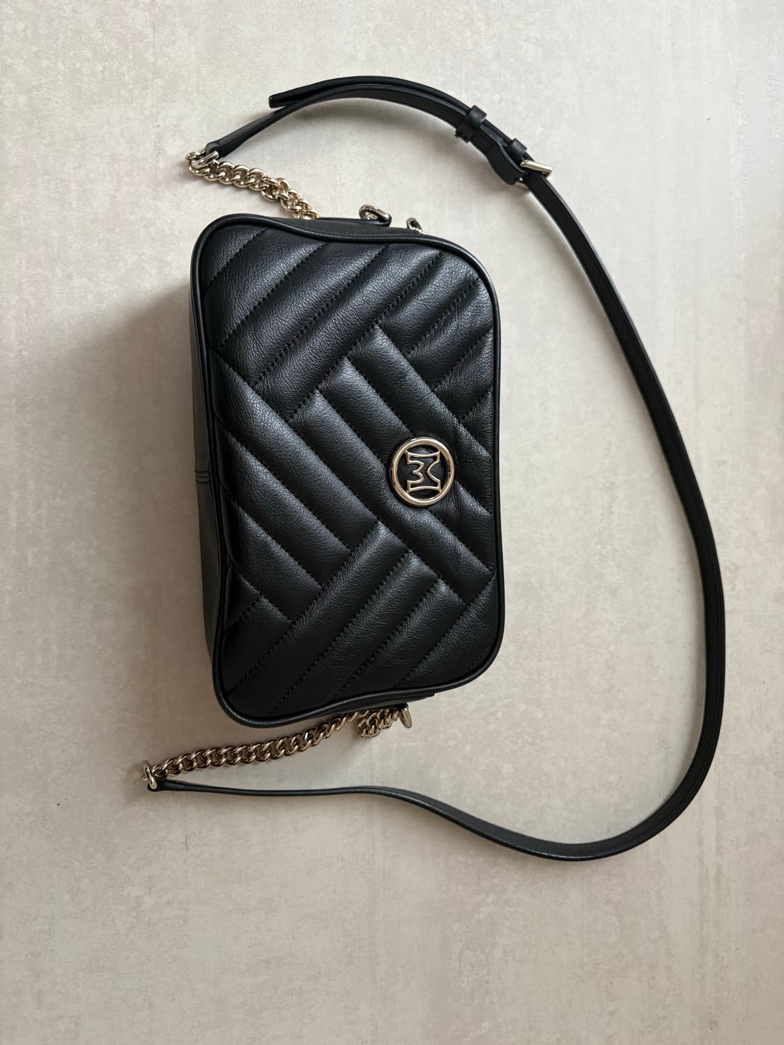 메트로시티 퀄팅 카메라백 상품이미지1