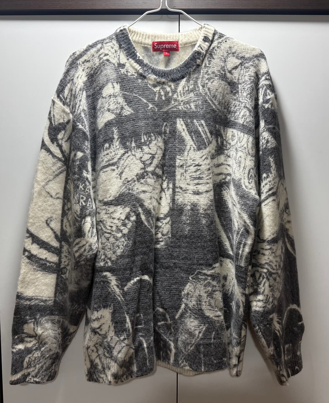 슈프림 크로우스웨터 상품이미지1