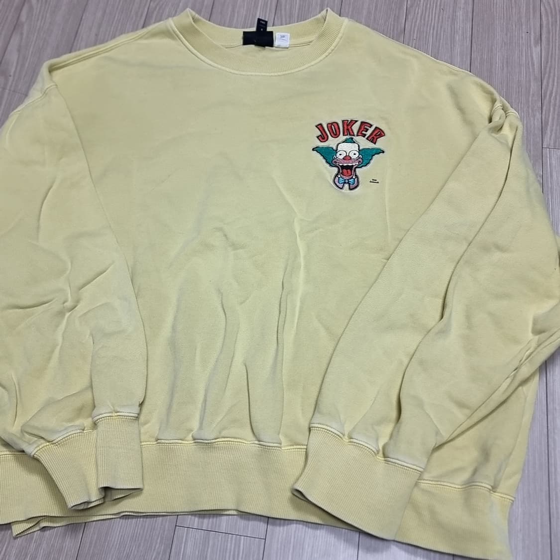 hm*심슨 크러스티 조커 콜라보자수 맨투맨 티셔츠 free 상품이미지1