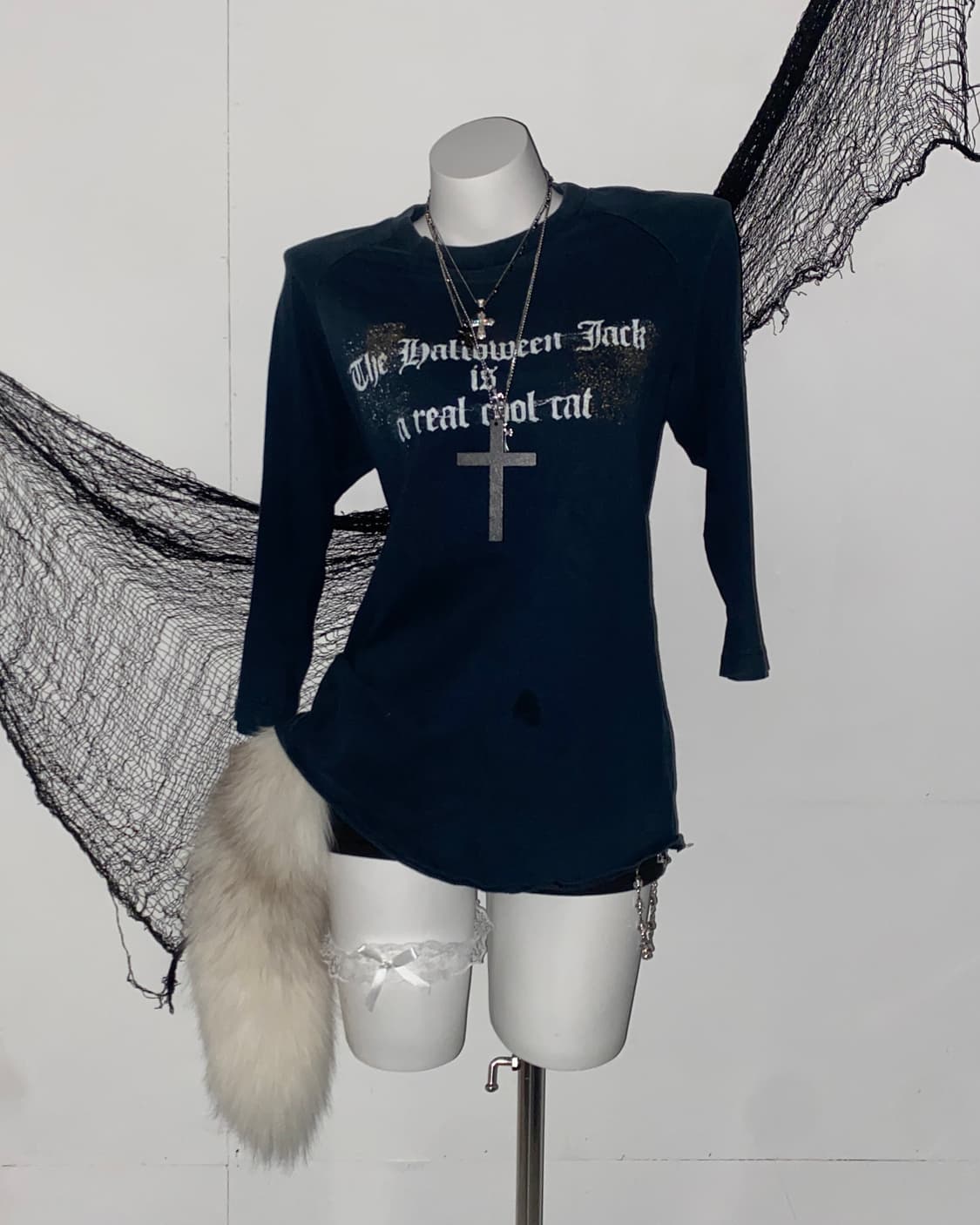 ꒰ঌ JOSP 스컬 고딕 레터링 롱슬리브 ໒꒱ 상품이미지1