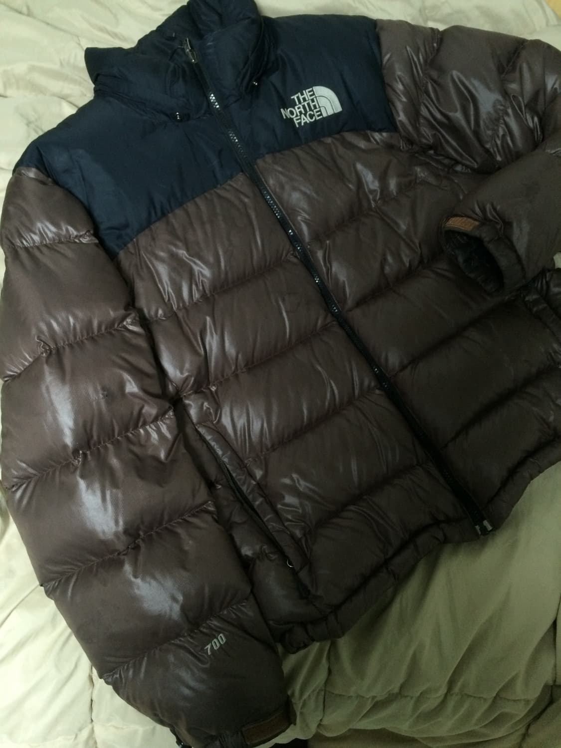 노스페이스 눕시 브라운 패딩(정품) 상품이미지2