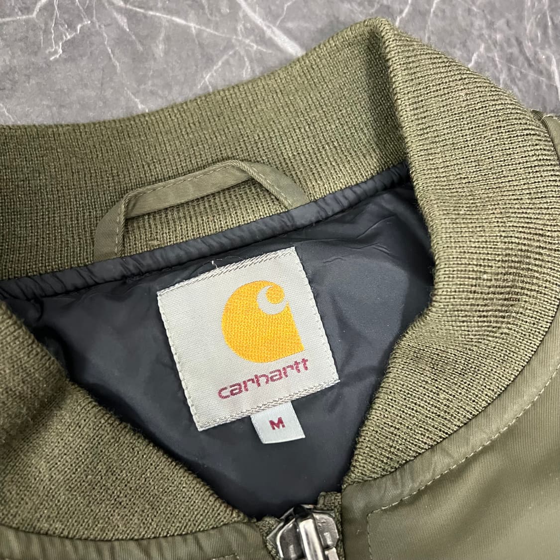 칼하트 WIP 보머 봄버 자켓 카키 상품이미지4
