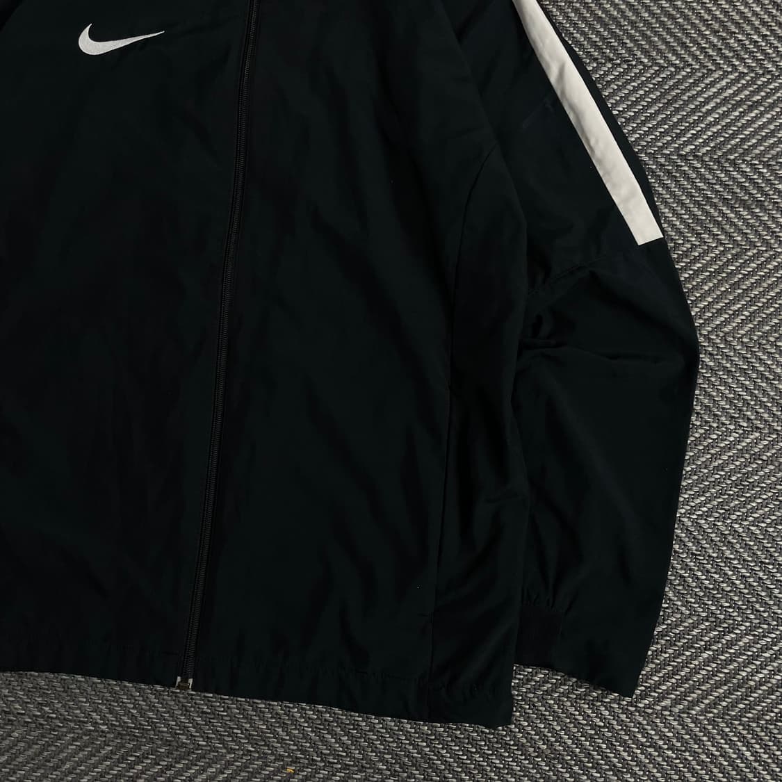 나이키 드라이핏 배색 바람막이 블랙o 3615 상품이미지2