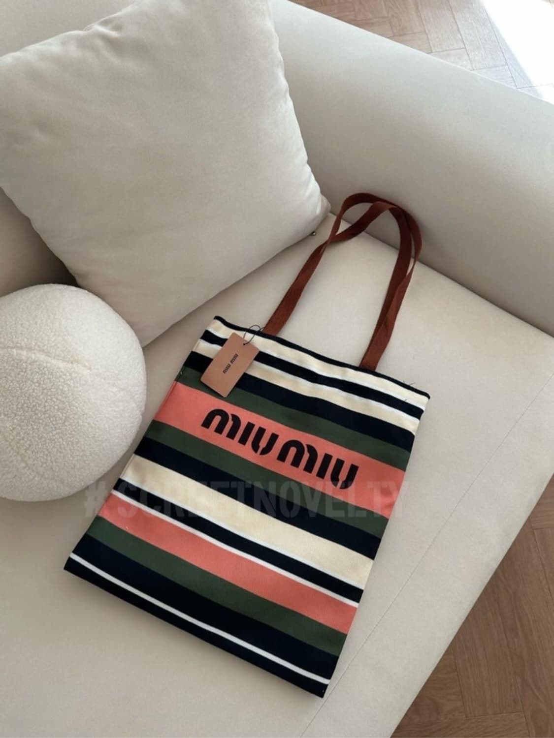 미우미우 뷰티 에코백 기프트백 핑크  상품이미지10