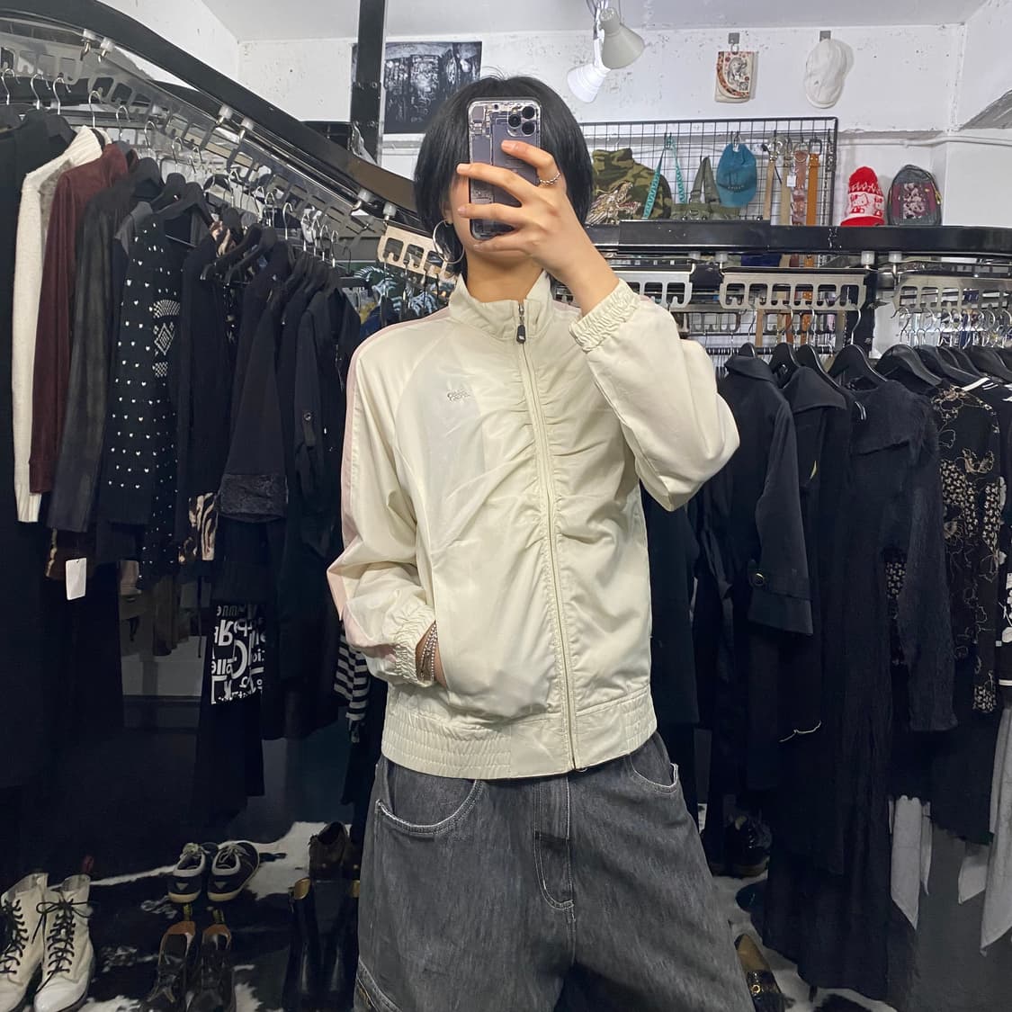 Newbalance 셔링 라인디테일 바람막이 상품이미지1