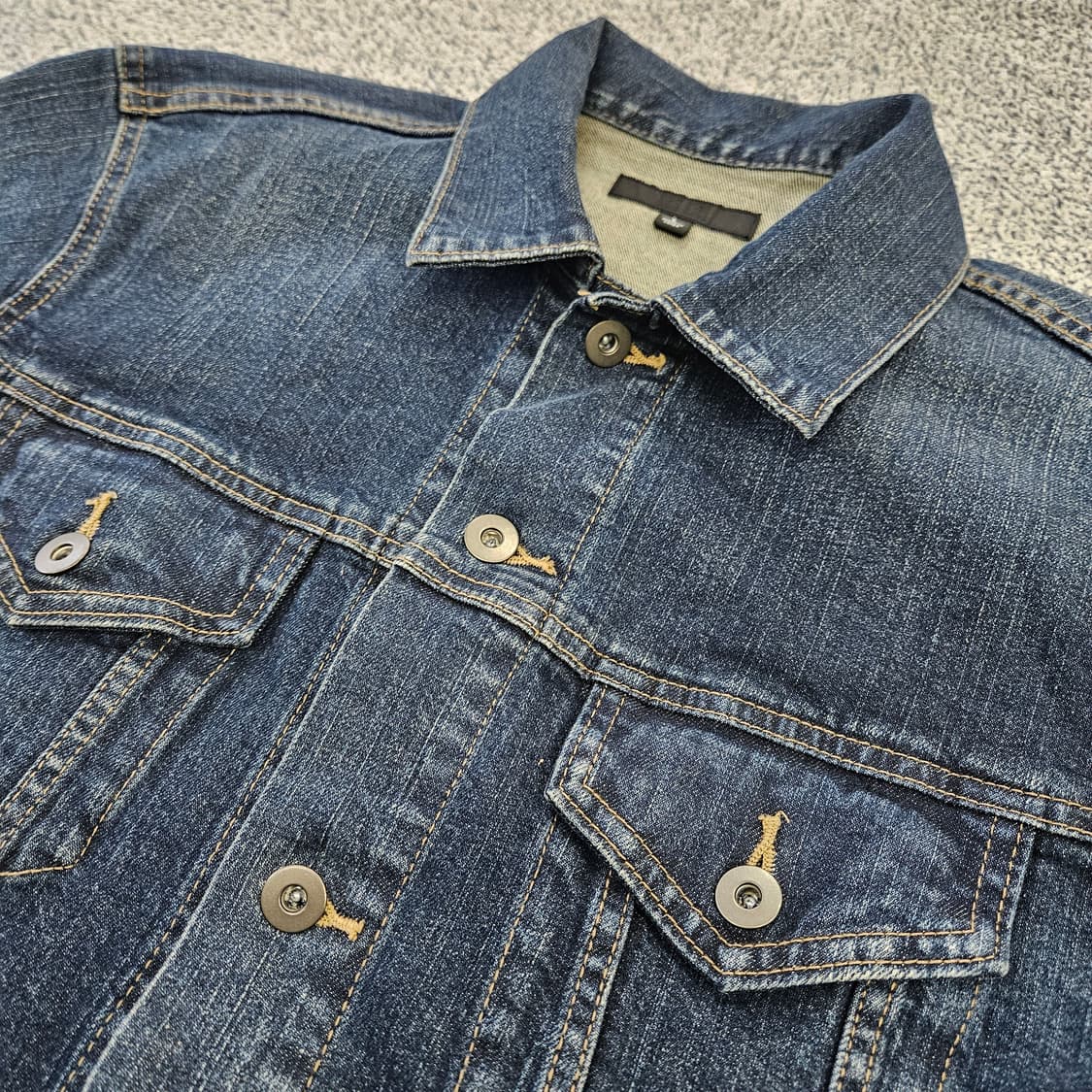 [L] 유니클로 트러커 데님 자켓 0102YH1 상품이미지3