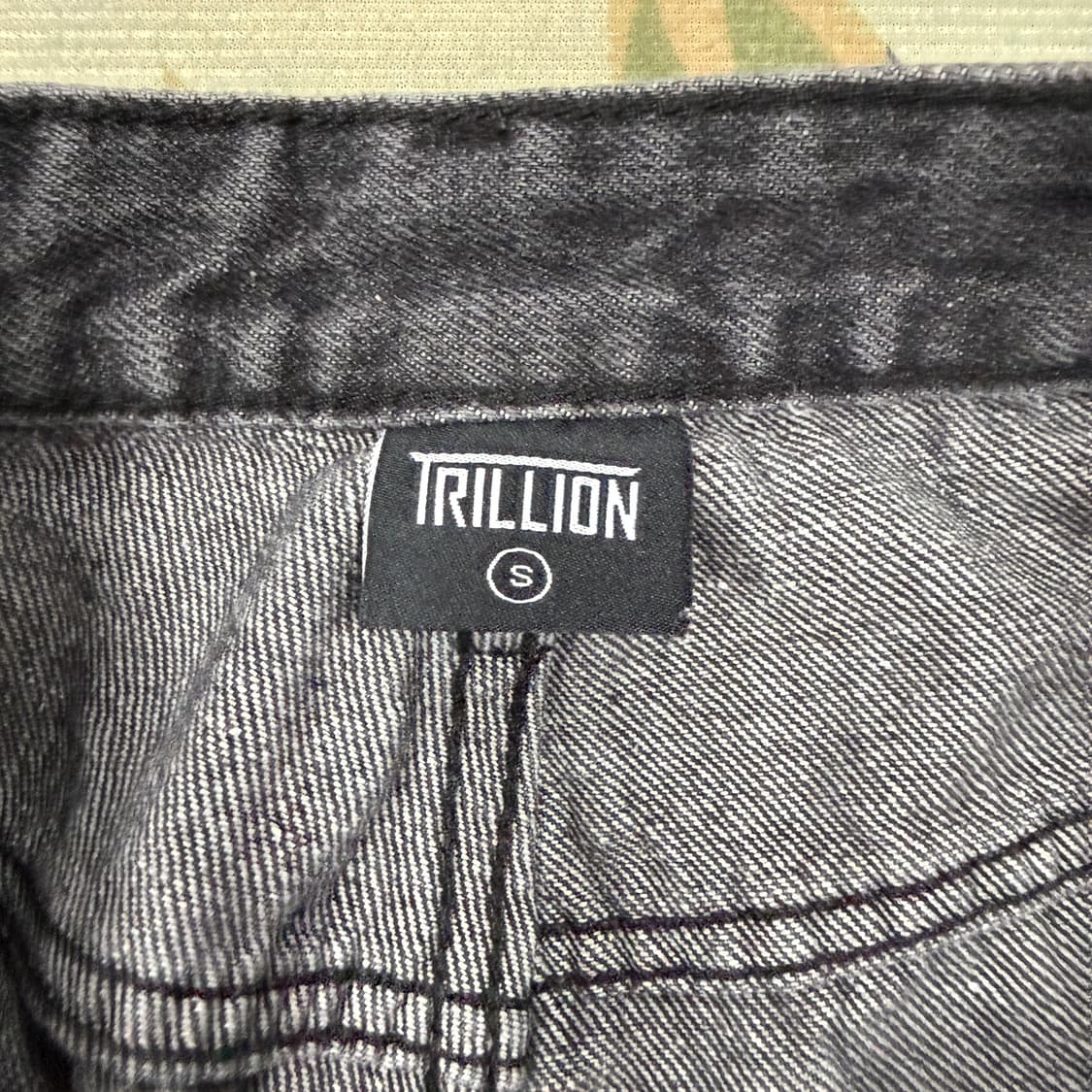 (S)트릴리온 Trillion 흑청 와이드 카고 데님팬츠 상품이미지3