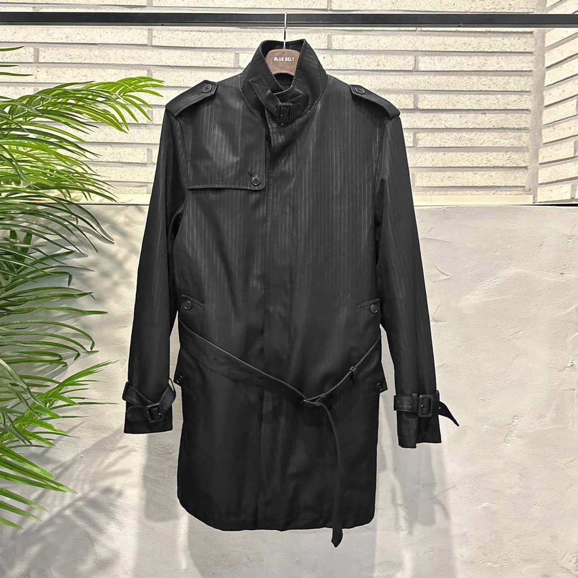 JPN VINTAGE 트렌치코트 하이넥 버클 칼라 견장 벨트 디테일 블랙 상품이미지2