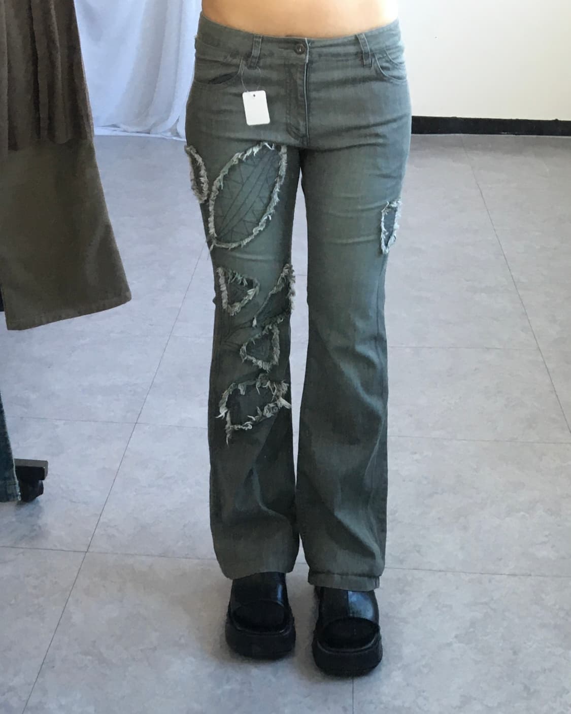 Grunge patch point pants 상품이미지1