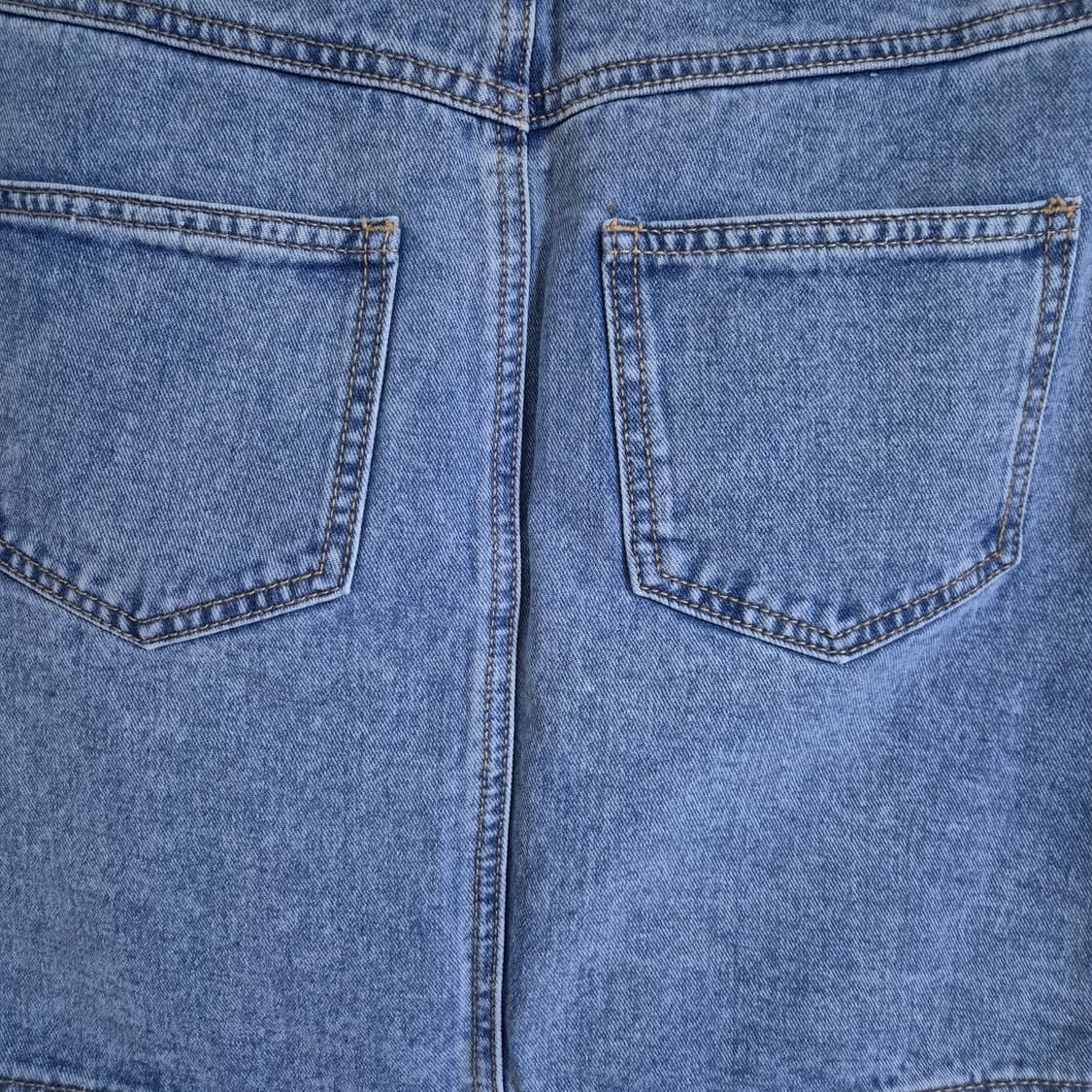 무신사스탠다드 우먼즈 데님 미니 스커트(라이트 인디고) 상품이미지3