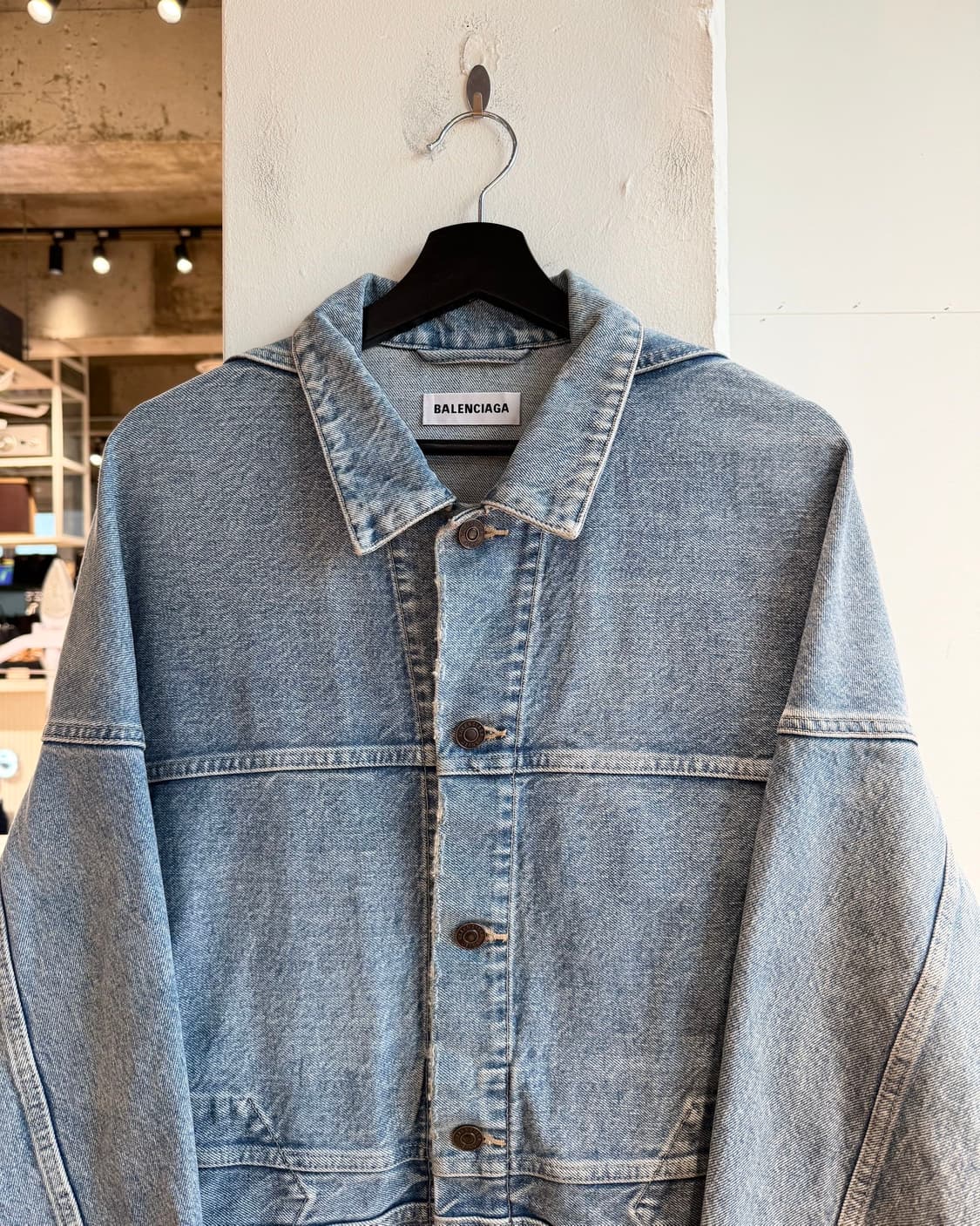 발렌시아가 데님 업사이드 다운 자켓  상품이미지2