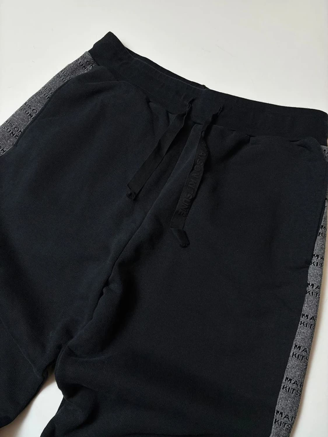 메종키츠네 사이드라인 헤비 코튼 스웻 팬츠 PN8842 상품이미지2