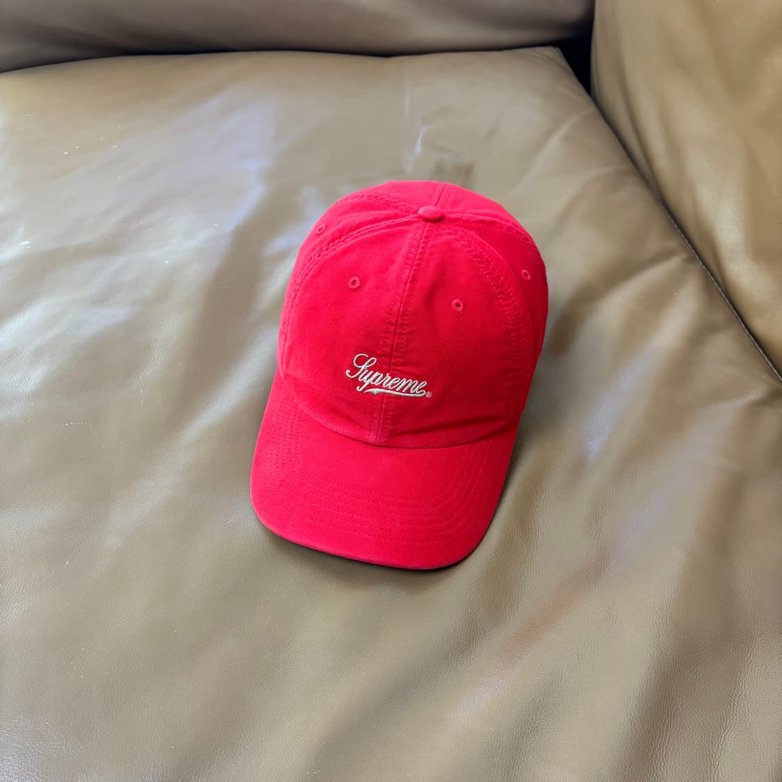 슈프림 6패널 볼캡 모자 24SS 몰스킨 레드 상품이미지1