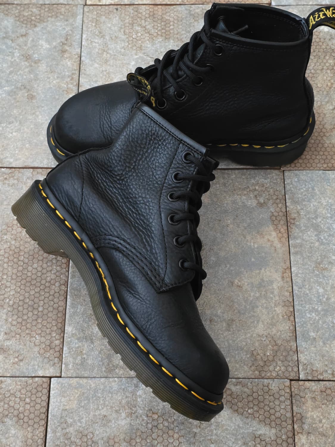 (220)닥터마틴 101 6홀 부츠 상품이미지5