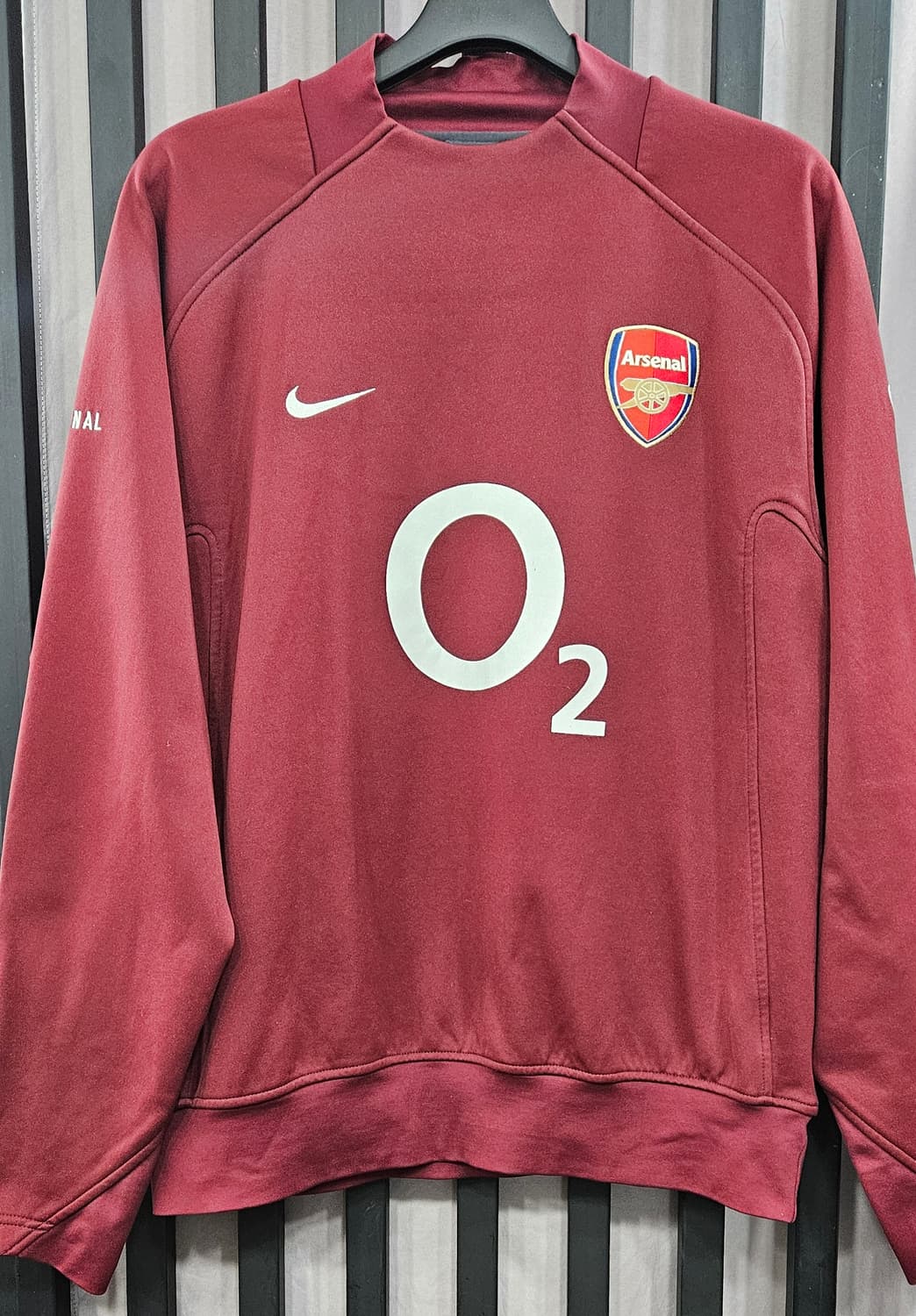 (정품 희귀)나이키 아스날 05/06 하이버리 써멀탑 버건디 L 상품이미지1