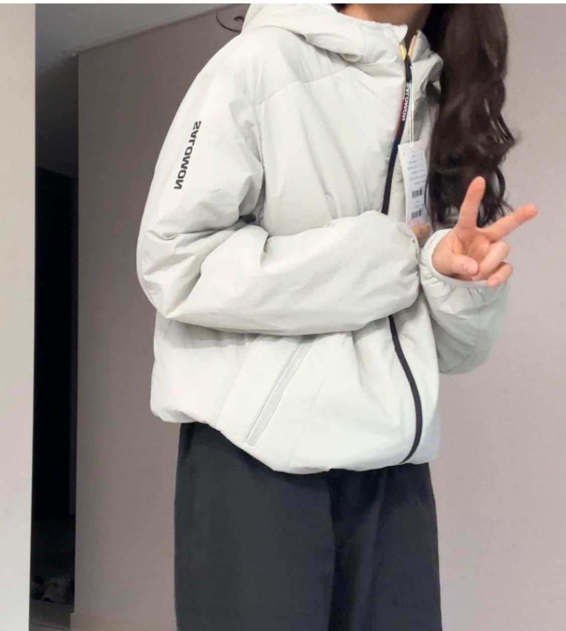 살로몬 모디세이 패딩 L ( 라이트그레이) 상품이미지4