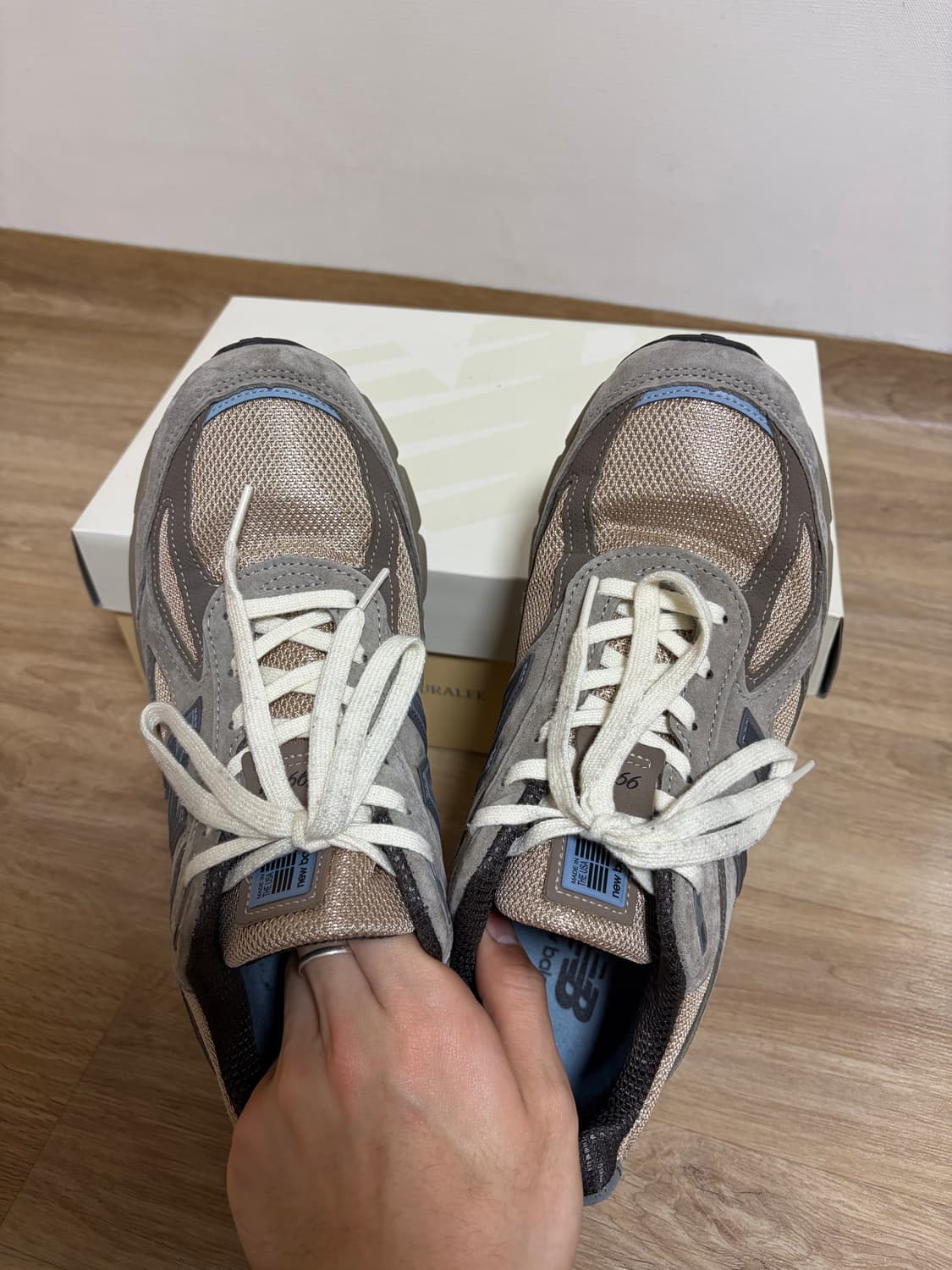 [270]뉴발란스 오라리 990v4 런던포그 상품이미지2