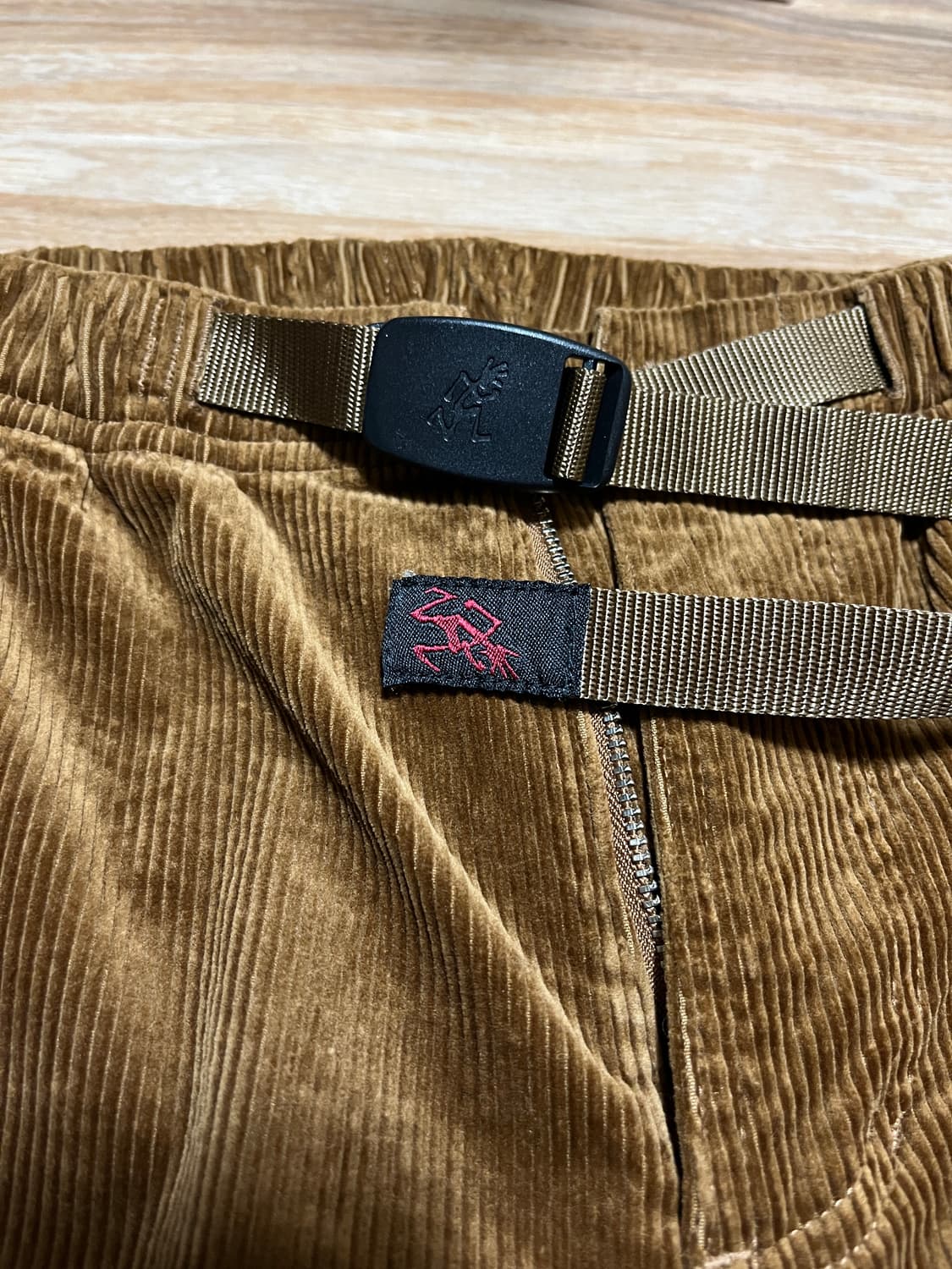 그라미치 코듀로이 팬츠 (카멜 m size) 상품이미지3