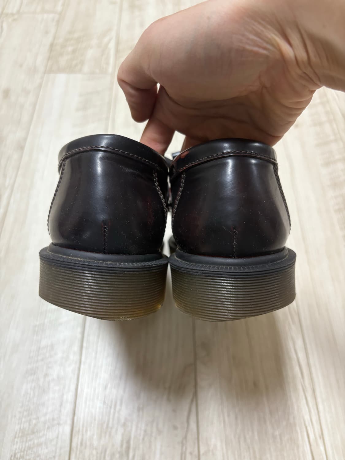 닥터마틴 아드리안 체리우드 270 상품이미지5