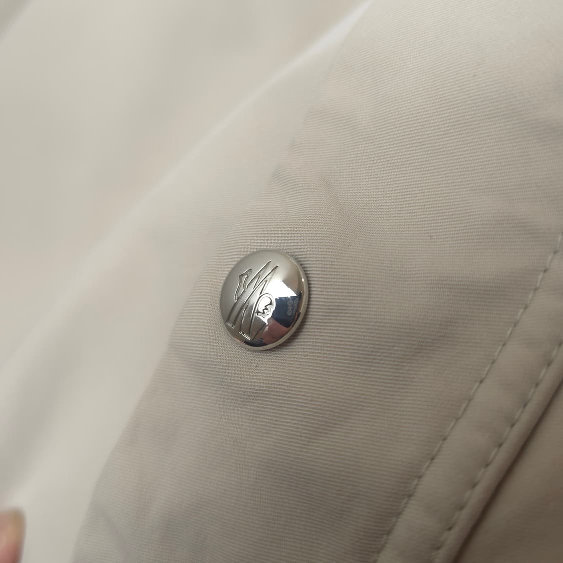 [중고/정품] 몽클레어 호시 바람막이 자켓 상품이미지4