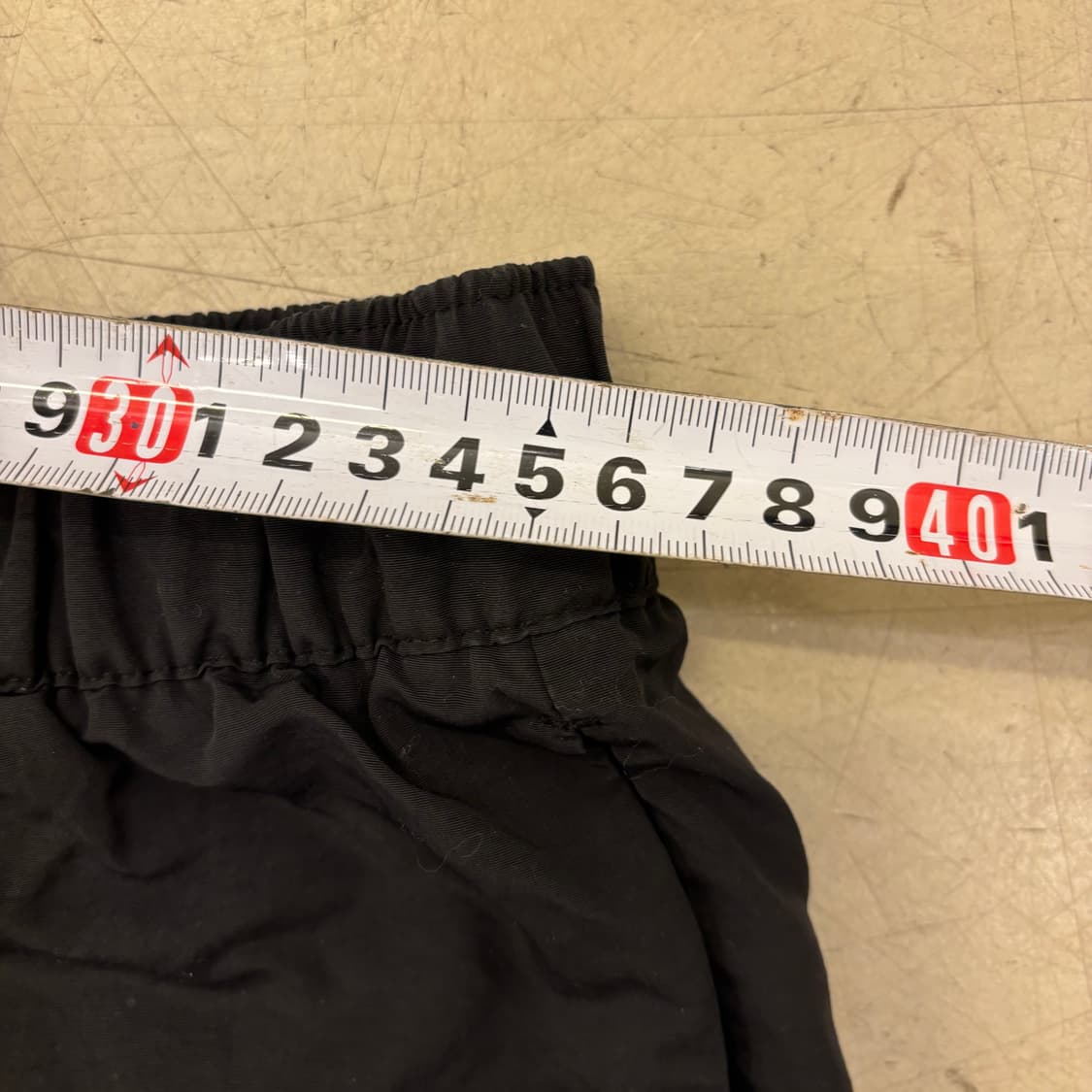 내셔널지오그래픽 블랙 스몰로고 반바지 상품이미지5