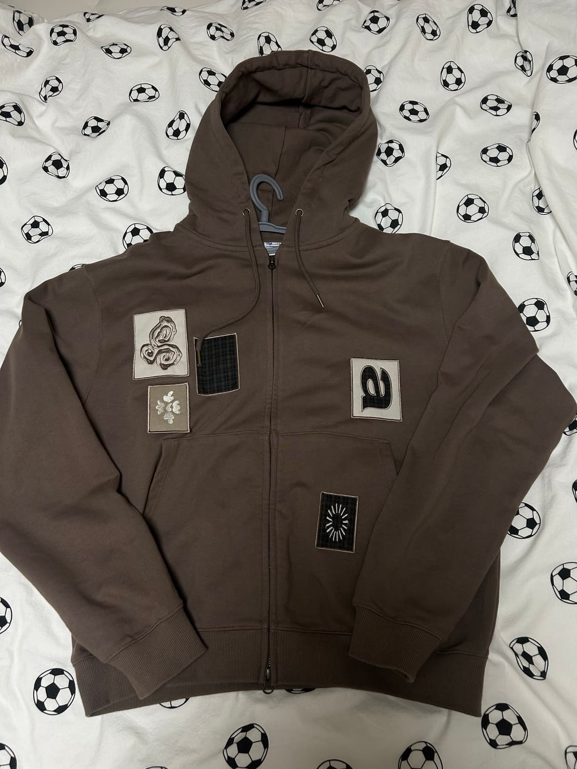 더콜디스트모먼트 후드집업 상품이미지2