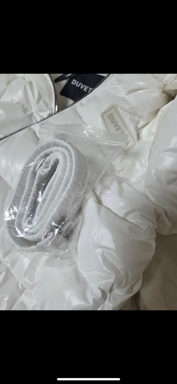 듀베티카 패딩 미개봉 새상품 (정가119만) 상품이미지6