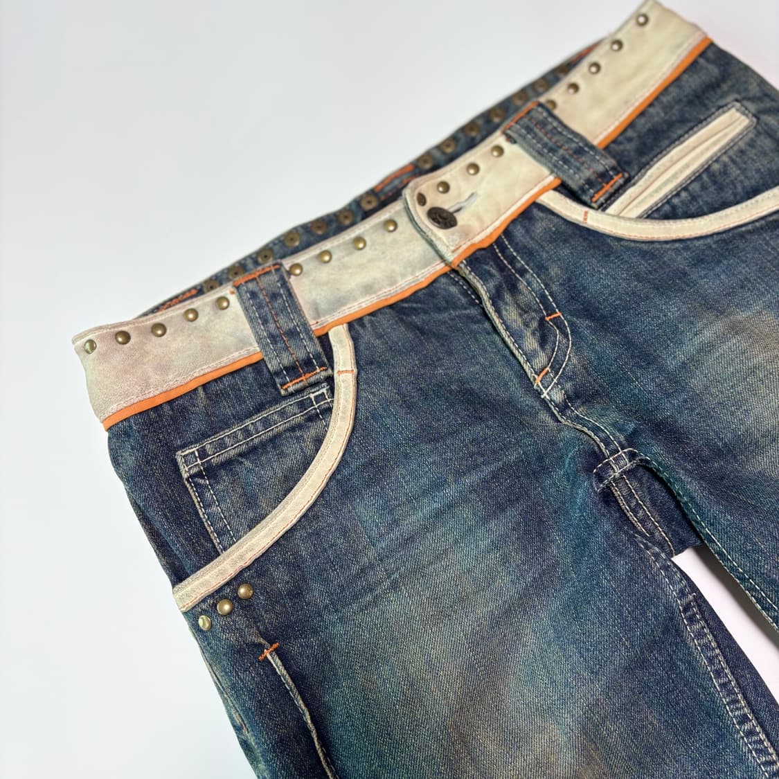 MCGN 빈티지 스터드 레더 트림 데님 하프 팬츠 상품이미지2
