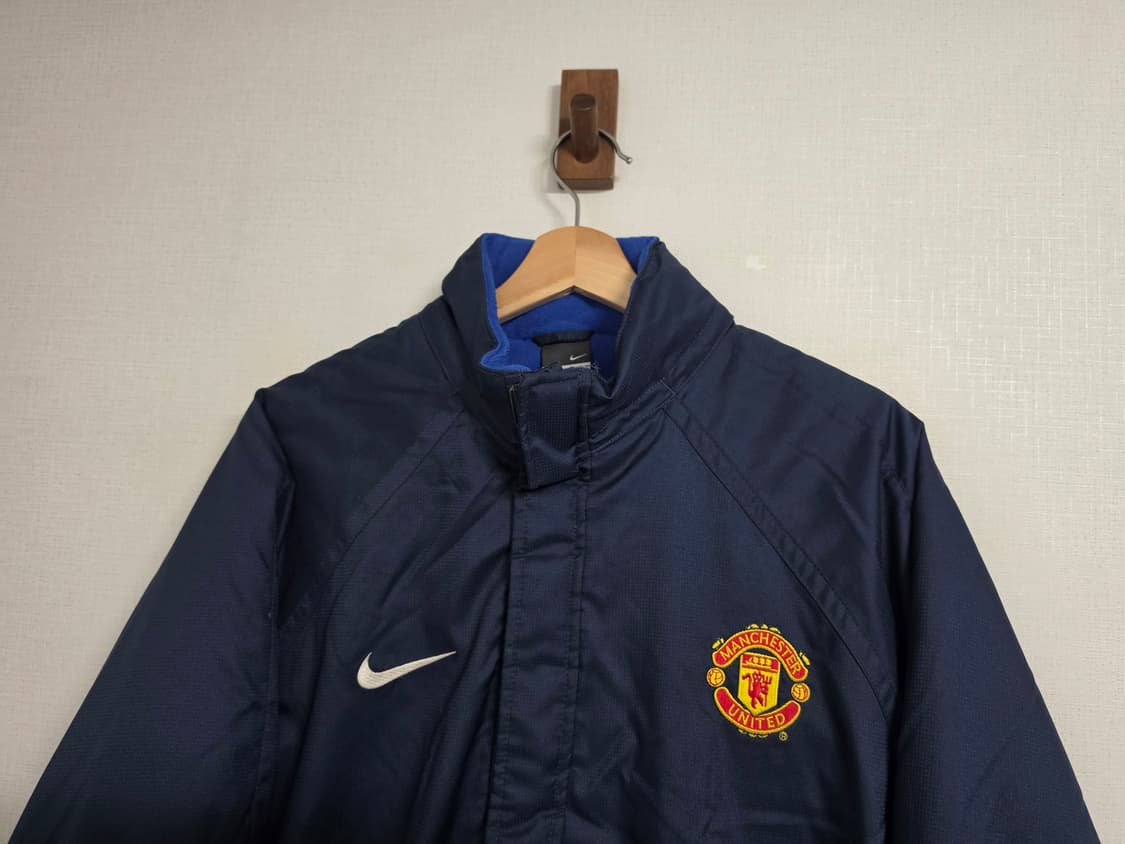00s 나이키 맨체스터 유나이티드 네이비 패딩 점퍼 M 상품이미지3