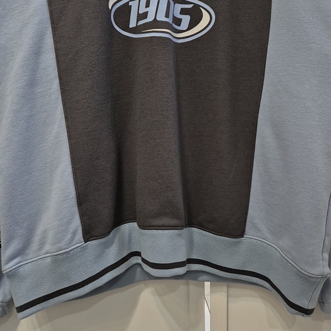 골라 컬러블럭 브이넥 스웻셔츠 남성 M 상품이미지4