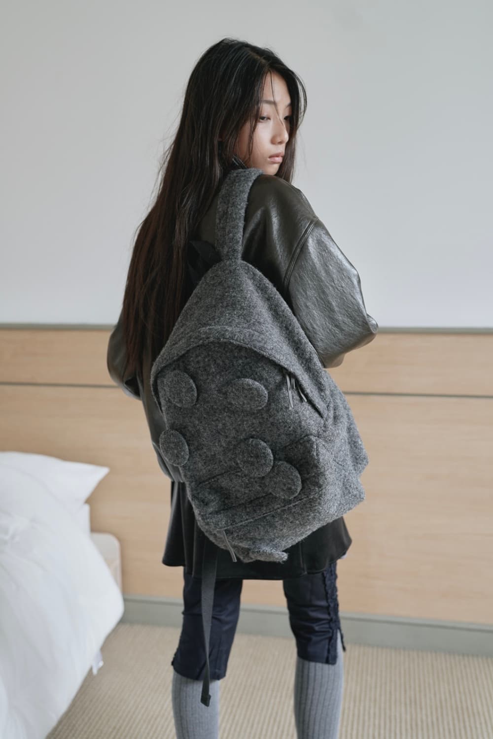 SAENGINSTUDIO 핀버튼 플리스 울 백팩 상품이미지7