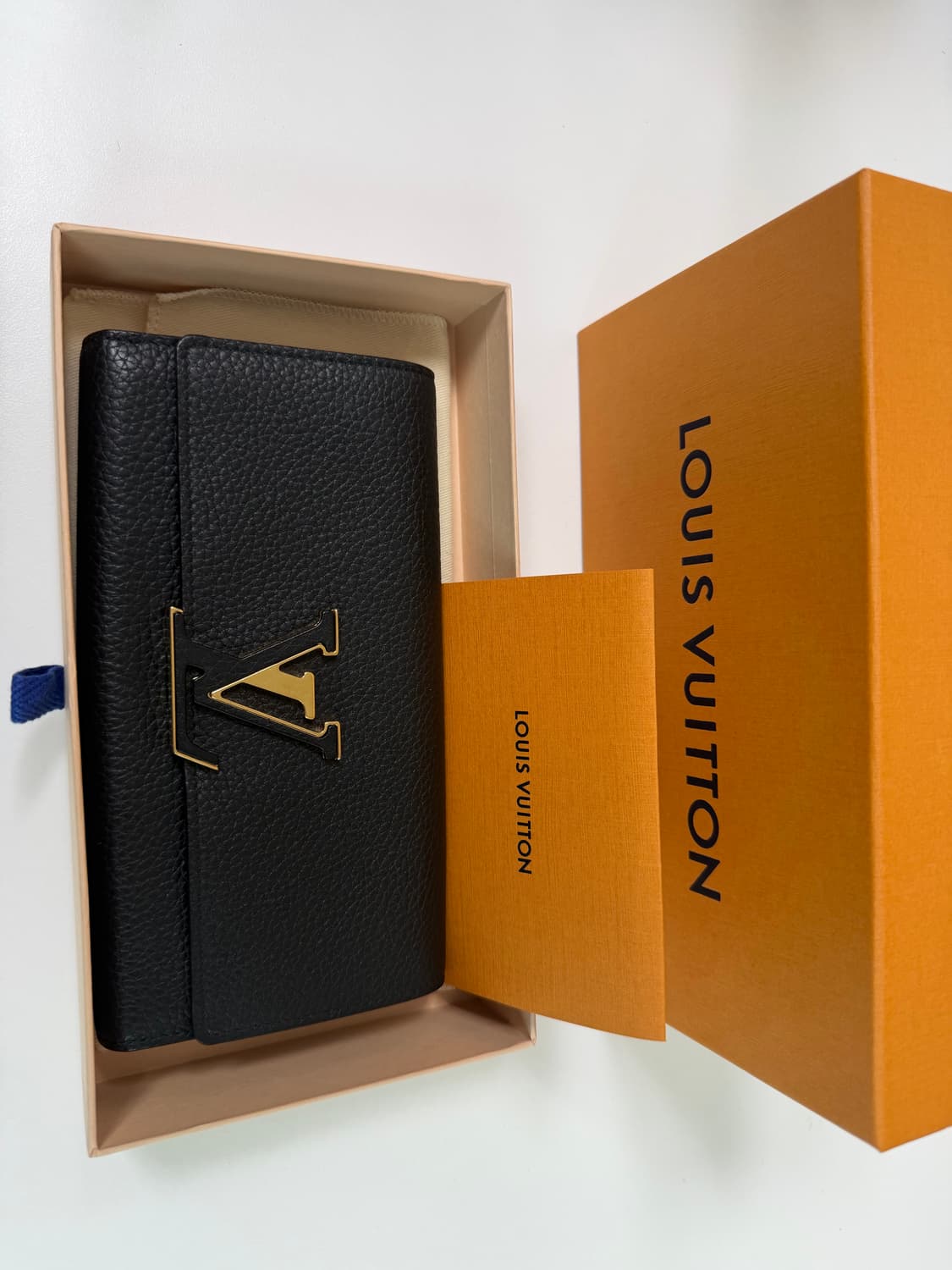 루이비통 카퓌신 월릿 장지갑 상품이미지2