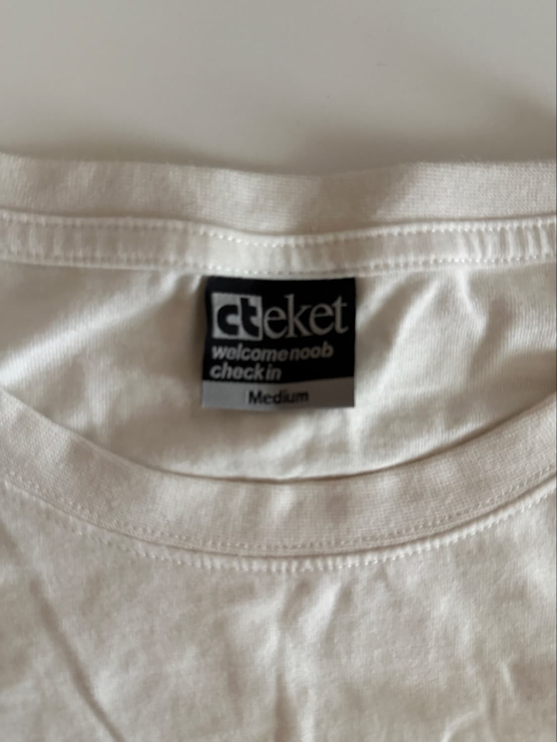 테켓(teket) 로고 티셔츠 화이트 상품이미지2
