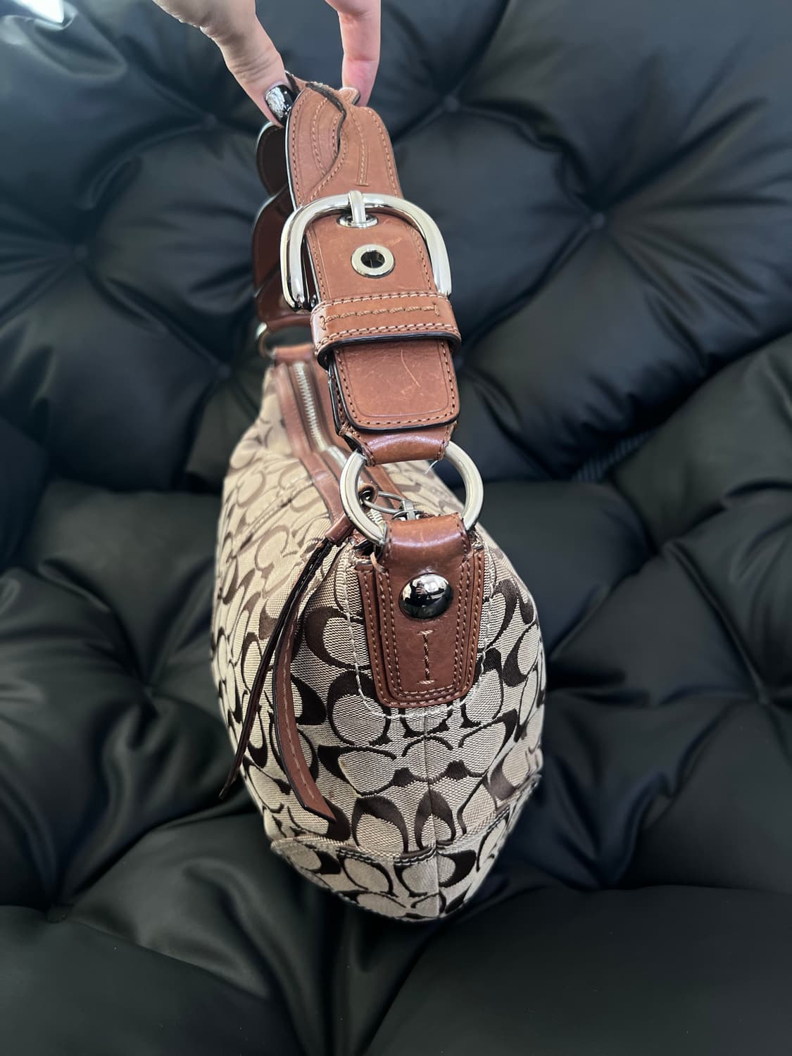 코치 시그니처 숄더백 상품이미지6