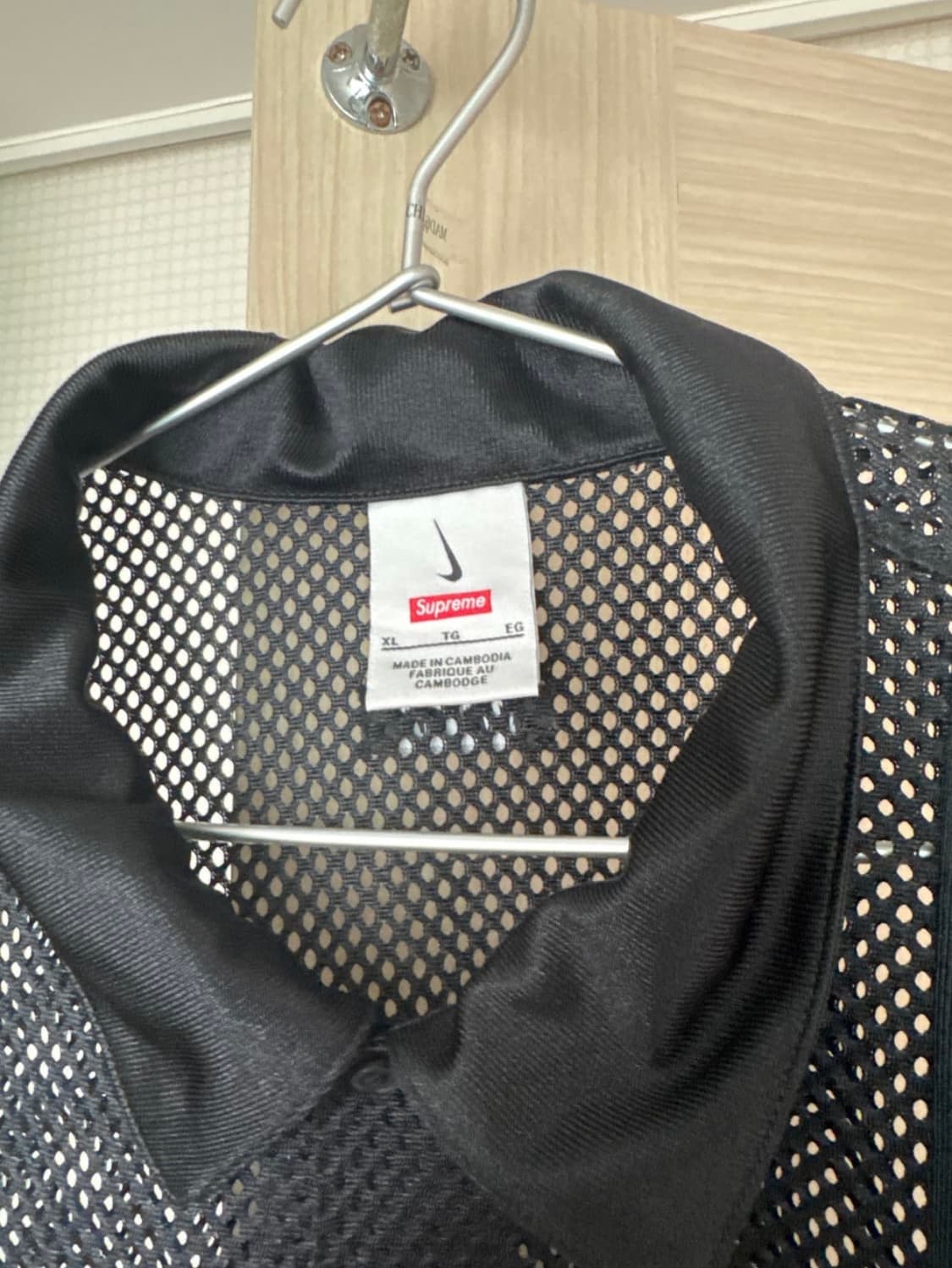 슈프림 나이키 메쉬 셔츠 블랙 XL 상품이미지4