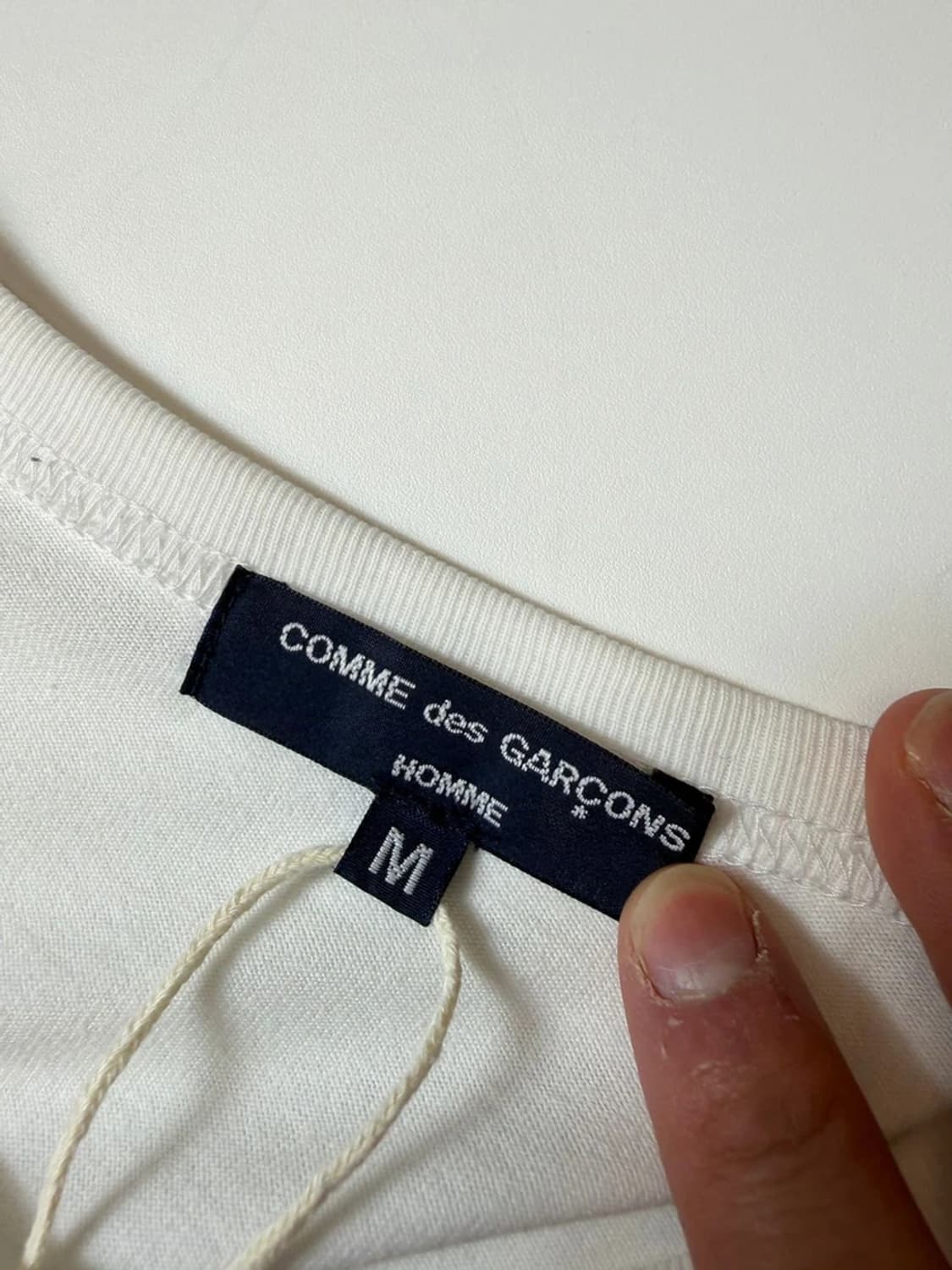 꼼데가르송 옴므 베이직 로고 반팔 티셔츠 PN9560 상품이미지7