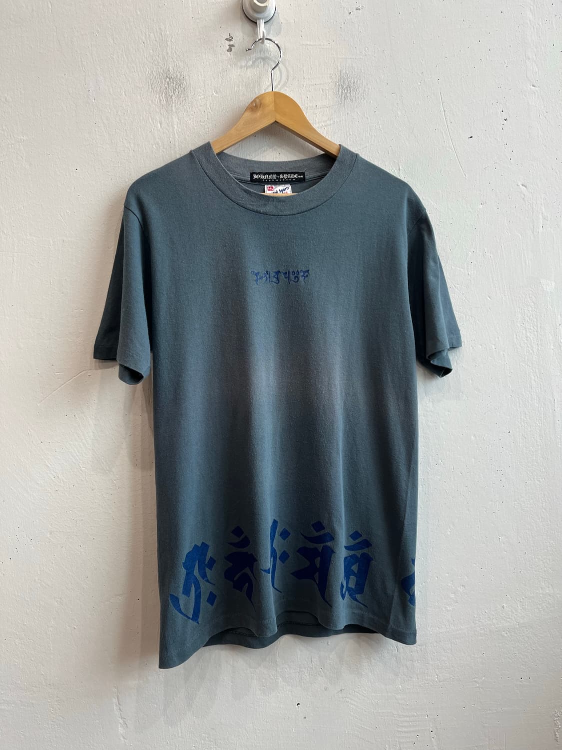 Loud Museum 페이딩 싱글스티치 반팔 티셔츠 Made in USA 상품이미지1
