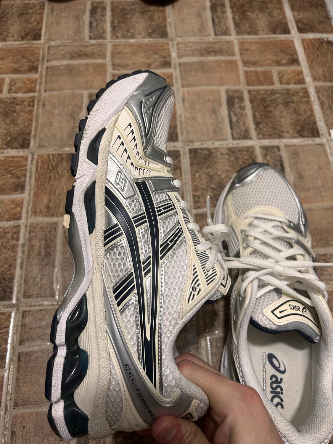 아식스 젤카야노14 화이트 미드나잇 상품이미지6