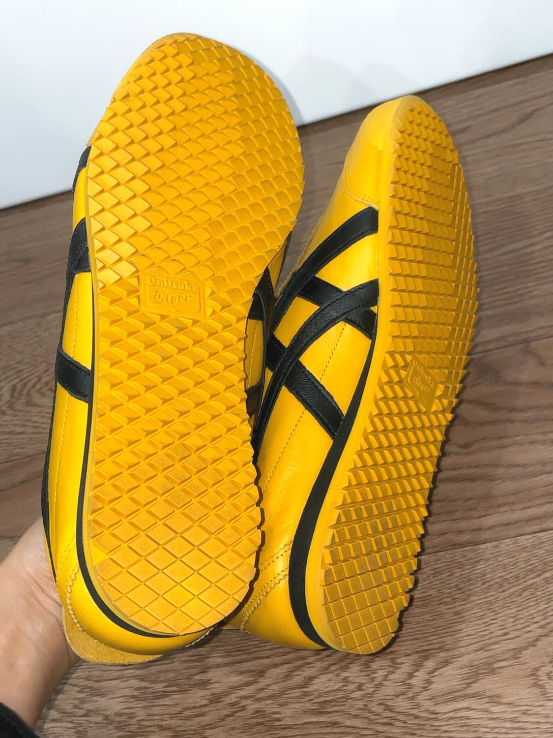 오니츠카 타이거 멕시코 66 옐로우 블랙 245 상품이미지5