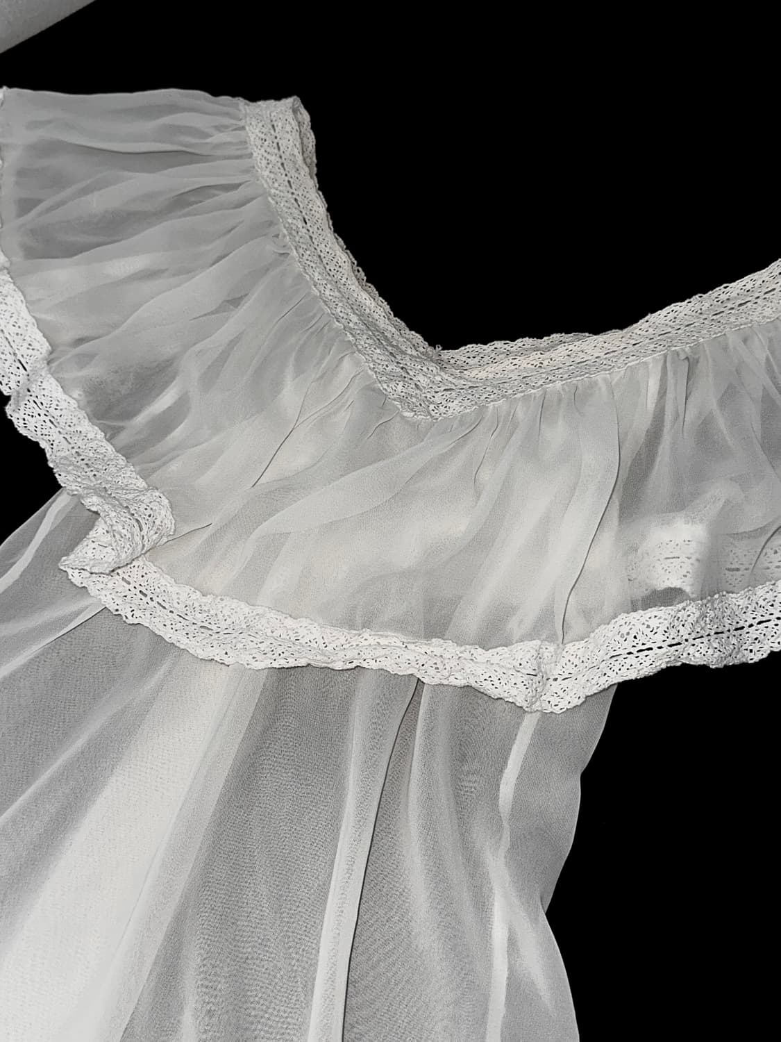 브이넥 레이스 블라우스 상품이미지6