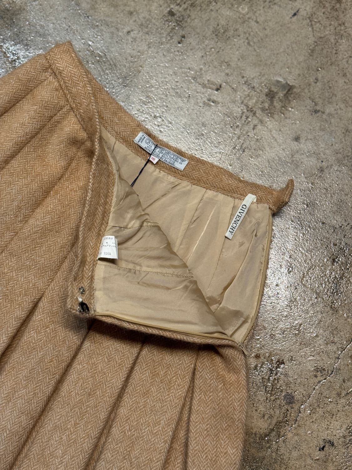 25inch ) GIVENCHY 상품이미지4