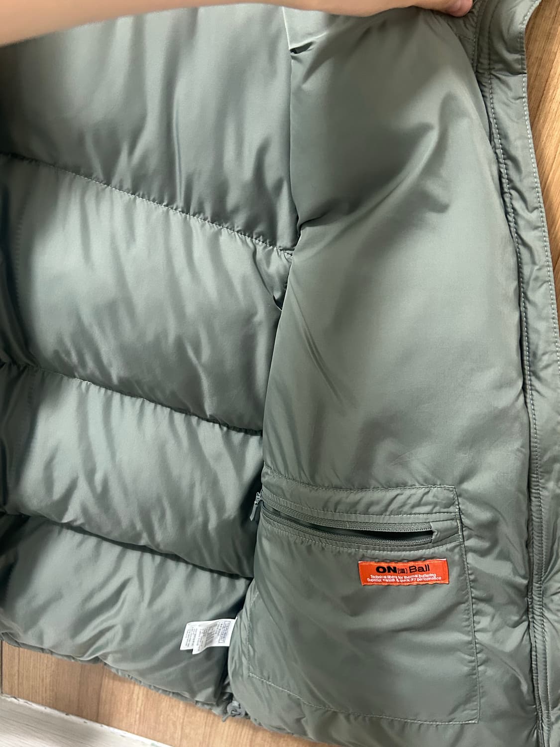 노스페이스 패딩 조끼 눕시 온 볼 베스트 카키 95 상품이미지5